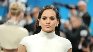 Rosalía Says She Feels No Pressure to Define Her Sexuality After Hunter Schafer Relationship