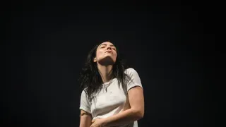 Lorde Shares Candid Reflections on Gender Identity: “I Never Felt Like a Woman Until I Was 26”